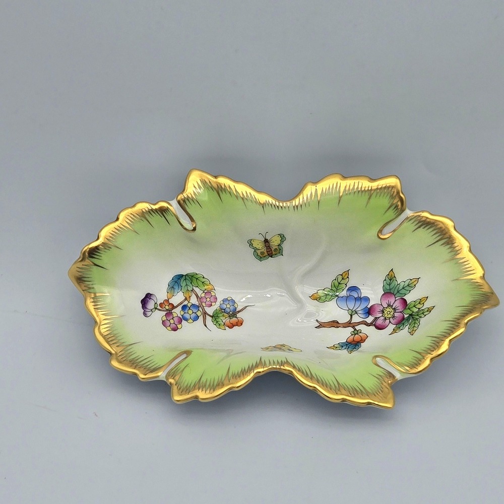 Vintage Herend Queen Victoria Leaf Dish Hand Painted Porcelain Butterflies 7724